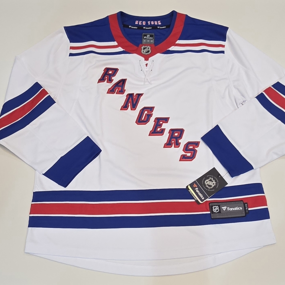 NEW YORK RANGERS NHL Fanatics
Men's White Breakaway Hockey Jersey|
Size X-Large